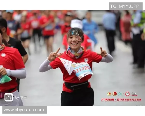 贵阳足球明星现场视频盛况回顾球迷热情高涨尽显激情与荣耀